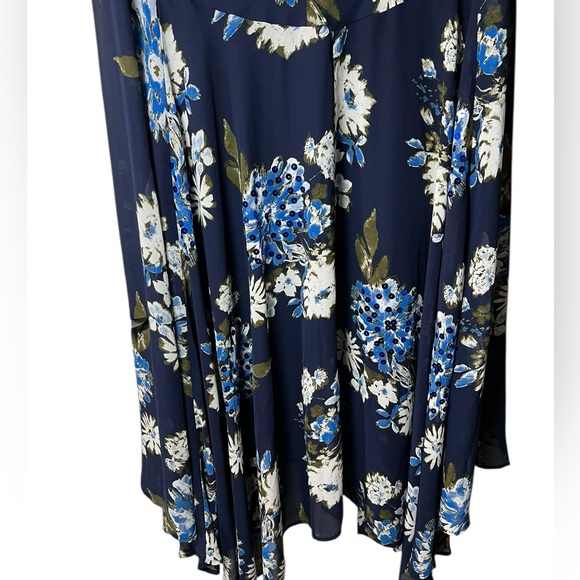 Roaman's Floral Sequin Flutter Sleeve Gown Handkerchief Hem maxi dress 24w - Picture 9 of 10